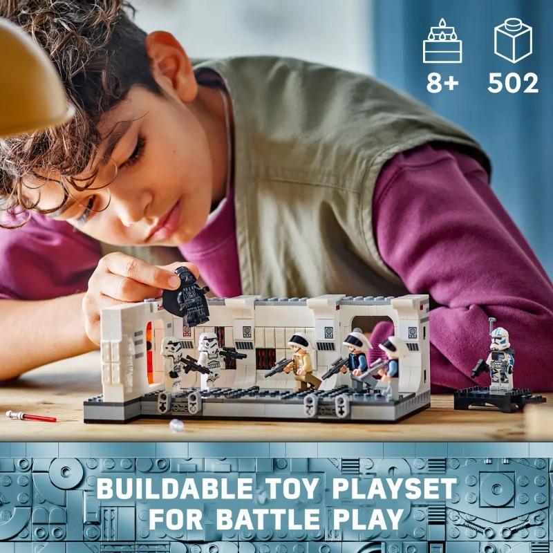 LEGO Boarding the Tantive IV