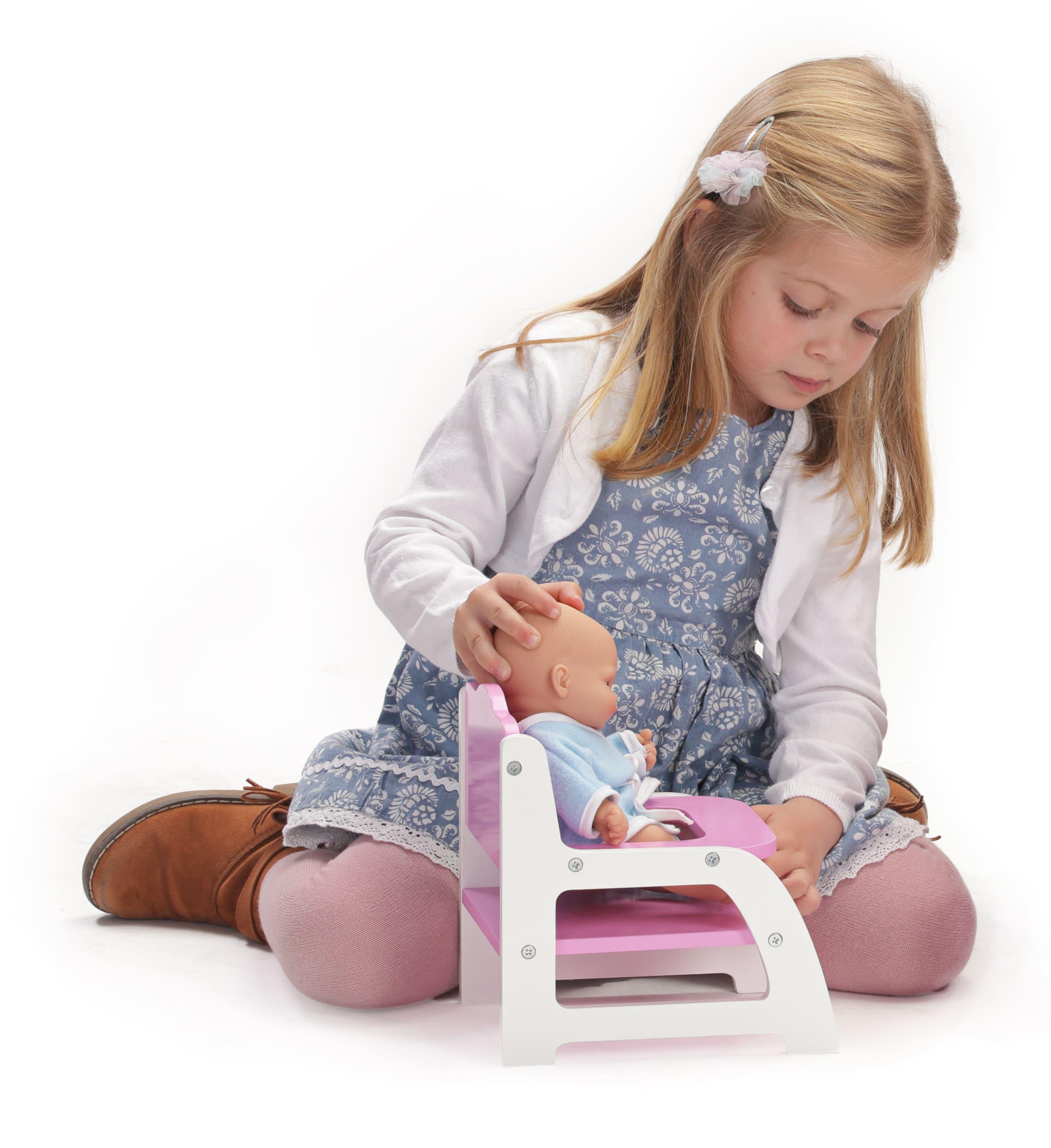 فالكا - دمية ميني بيبي مع كرسي خشبي