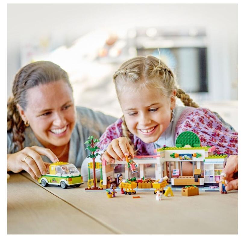 LEGO Friends Organic Grocery Store Building Toy Set - 830 Pcs 41729