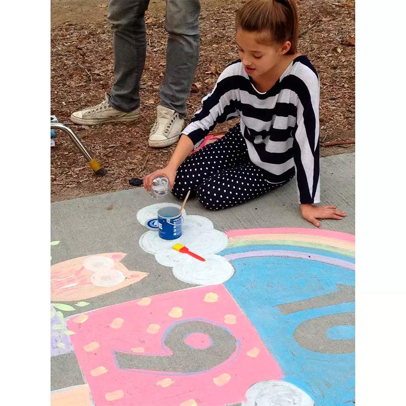 Cra-Z-Art RoseArt Washable Sidewalk Chalk Paint Deluxe Set