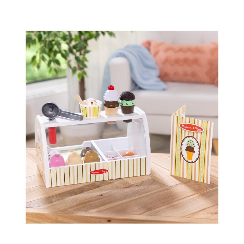 Melissa And Doug - Wooden Scoop and Serve Ice Cream Counter