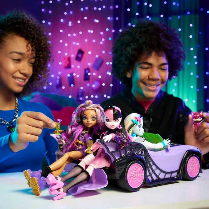 Monster High Car Ghoul Mobile with Pet and Accessories