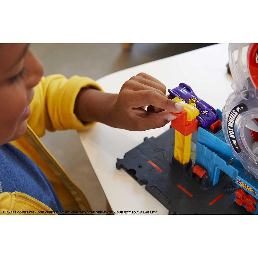 هوت ويلز - مجموعة لعب سيتي سوبر تويست تاير شوب