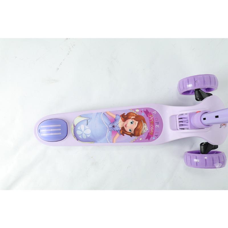 Disney Foldable Twist Scooter