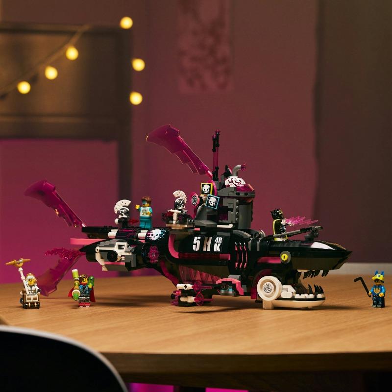 LEGO DREAMZzz Nightmare Shark Submarine