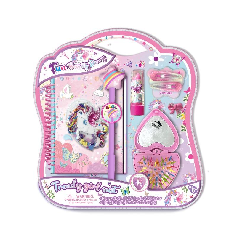 Pecoware Trendy Girl Suit Playset