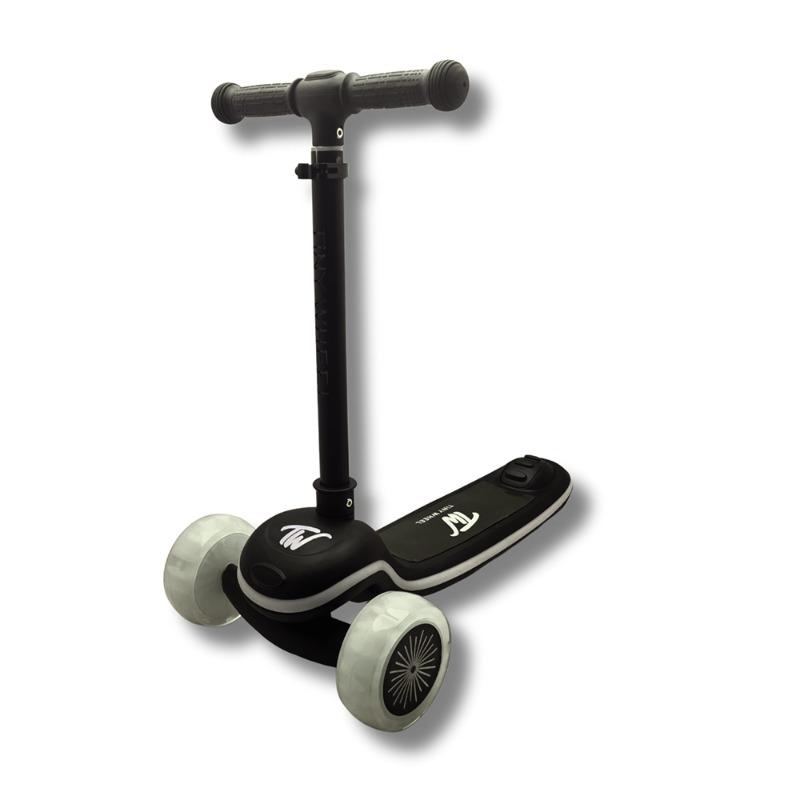 سكوتر مضيء من تي دبليو أسود