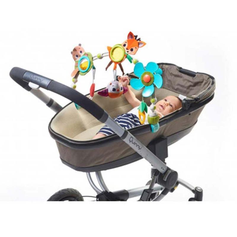 تيني لوف - قوس العربة مع موسيقى