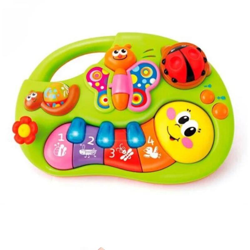 هولا - بيانو وجه مبتسم مع موسيقى و ضوء