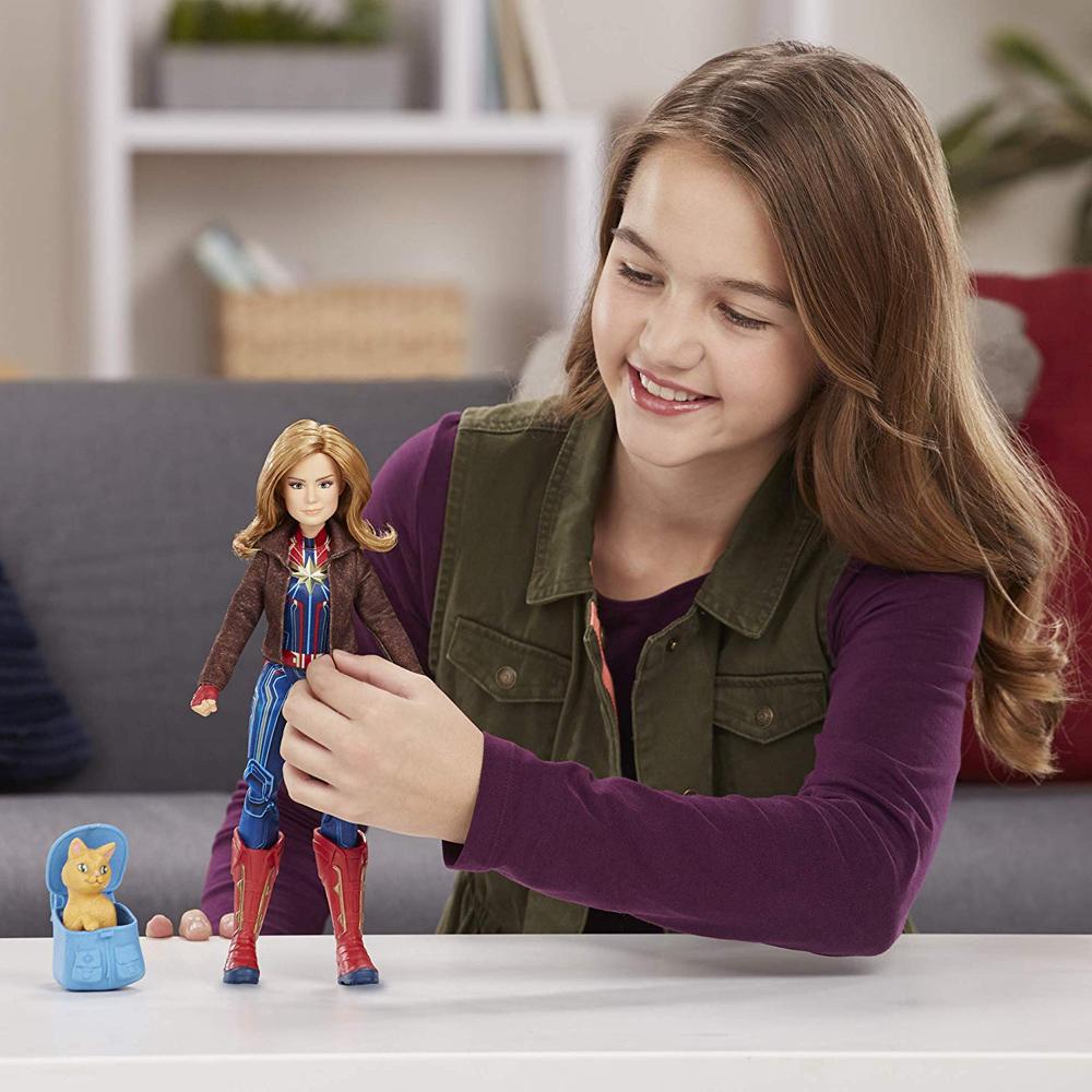 Captain Marvel Super Hero Doll And Goose The Cat