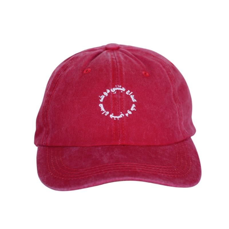 قبعة ترند لون أحمر