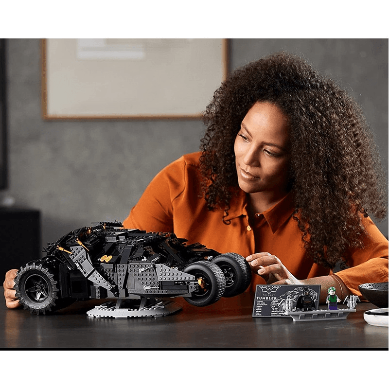 Lego DC Batman Batmobile Tumbler Scarecrow Showdown 76240