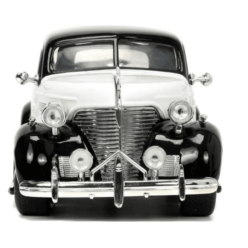 جادا - لعبة سيارة مستر مونوبولي 1939 تشيفي ماستر 1:24 مع الشخصية