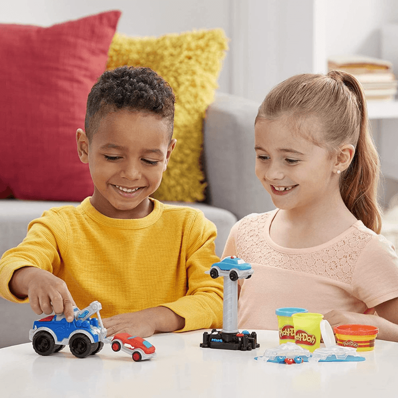 Play-Doh Wheels Tow Truck Toy