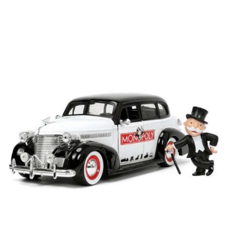 جادا - لعبة سيارة مستر مونوبولي 1939 تشيفي ماستر 1:24 مع الشخصية