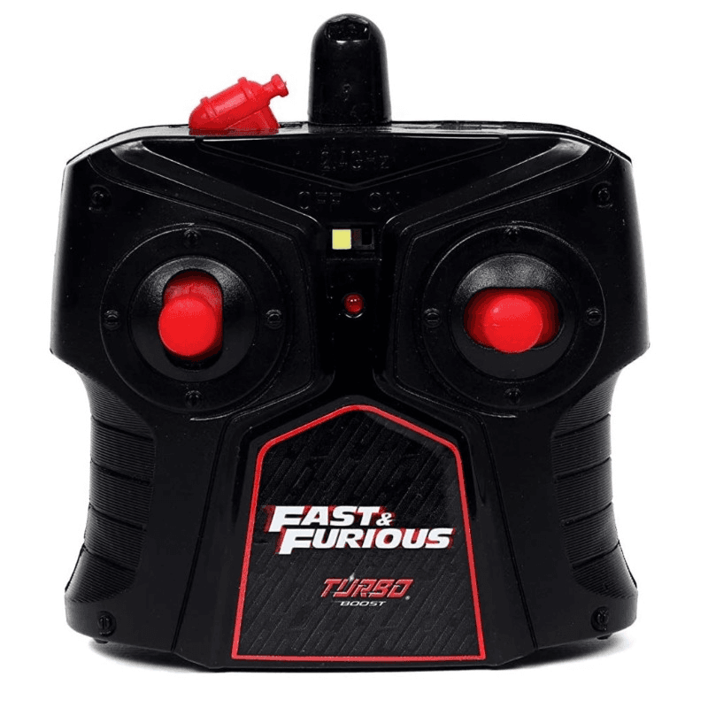 فاست آند فيوريس - سيارة دودج تشارجر 1970 بجهاز تحكم عن بعد