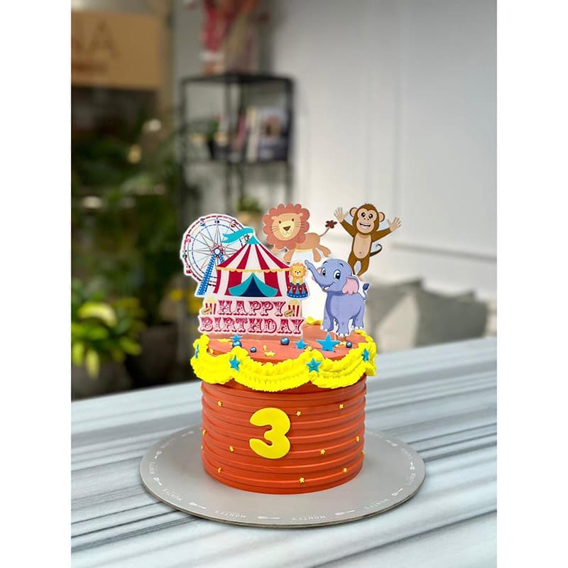 Monty's Circus Cake