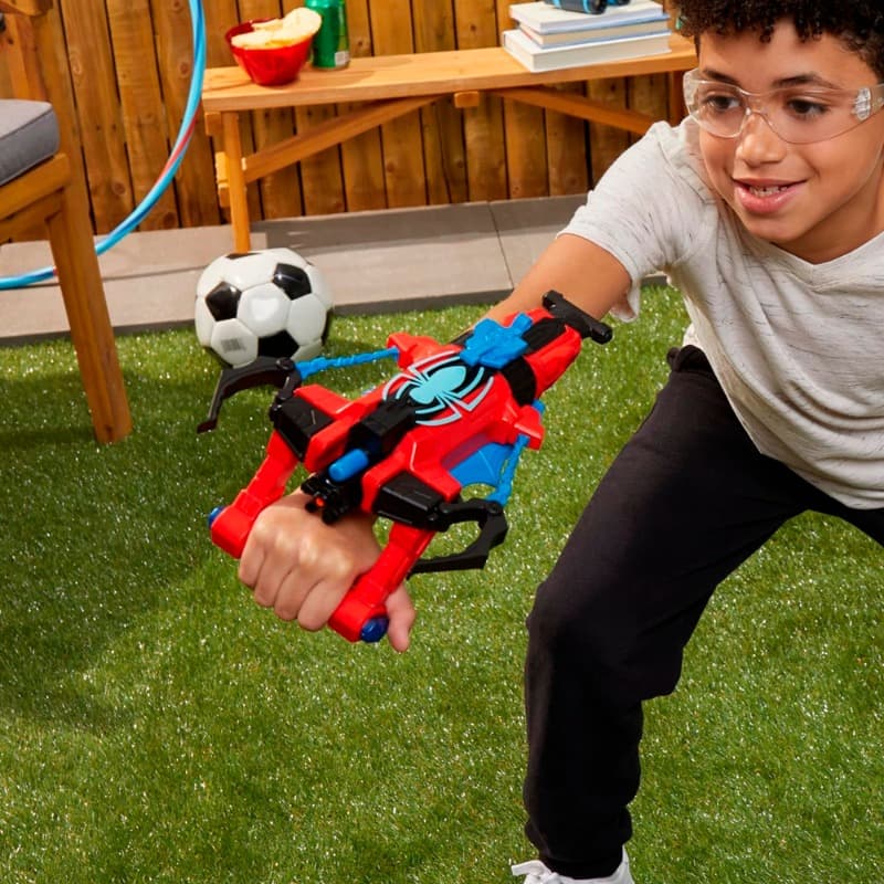 Nerf Marvel Spiderman Strike N Splash Blaster thumbnail 3