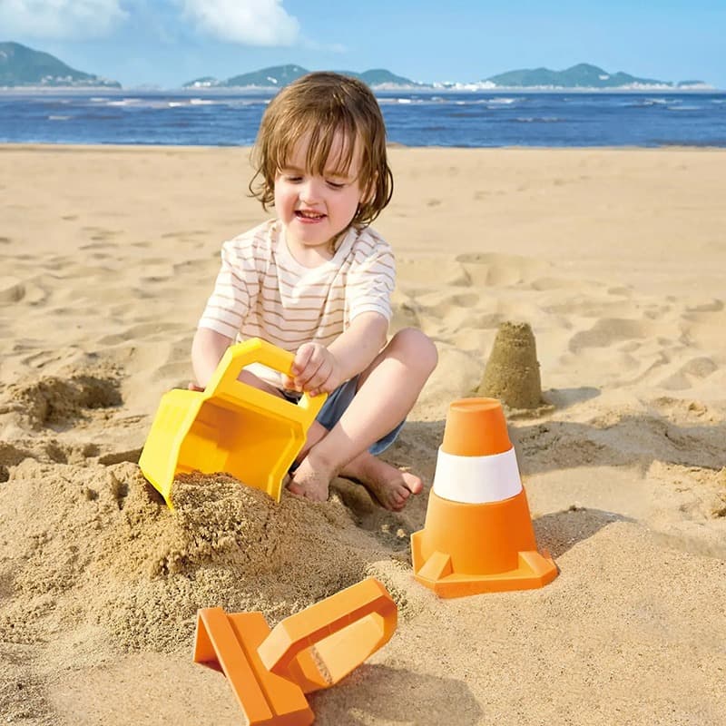 Hape Construction Sand Toy Set thumbnail 3