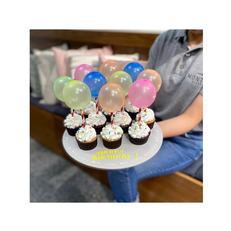 Monty's Ballon Cupcake thumbnail 2