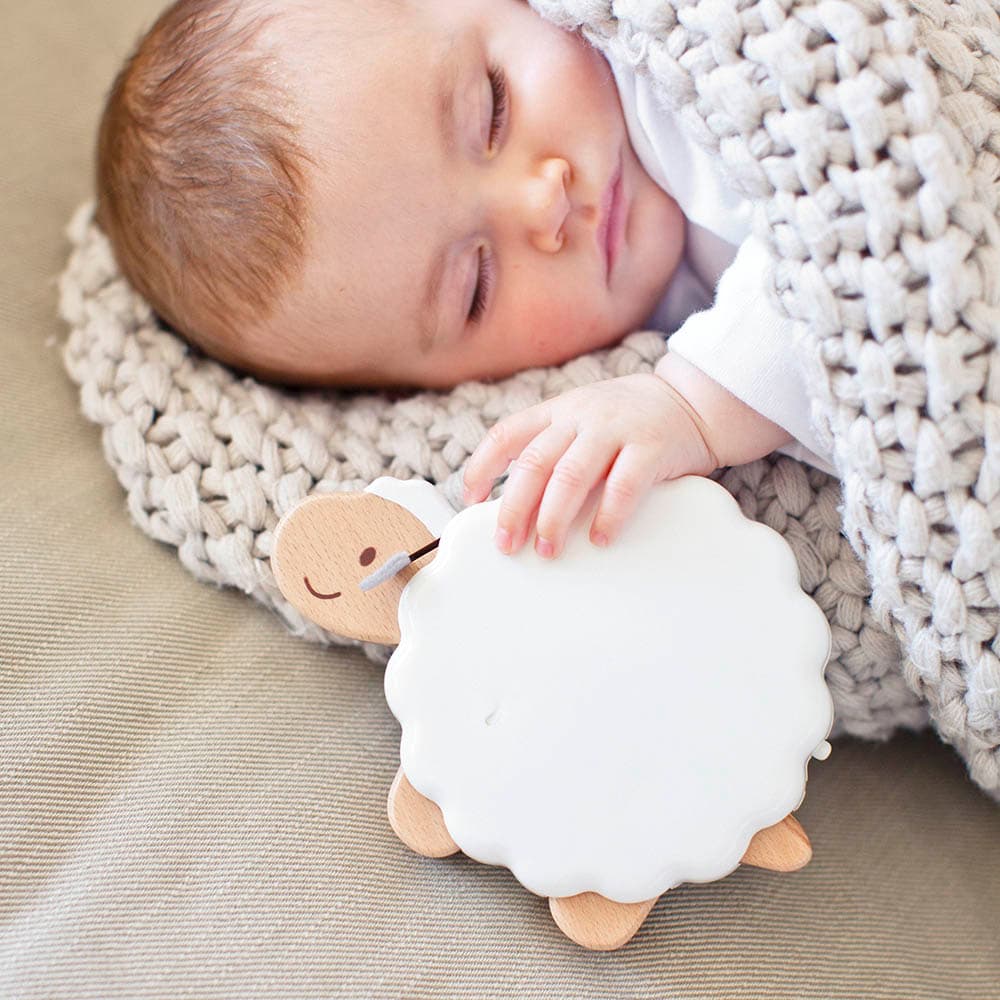 Hape - Sleepy Sheepy Musical Night Light thumbnail 5