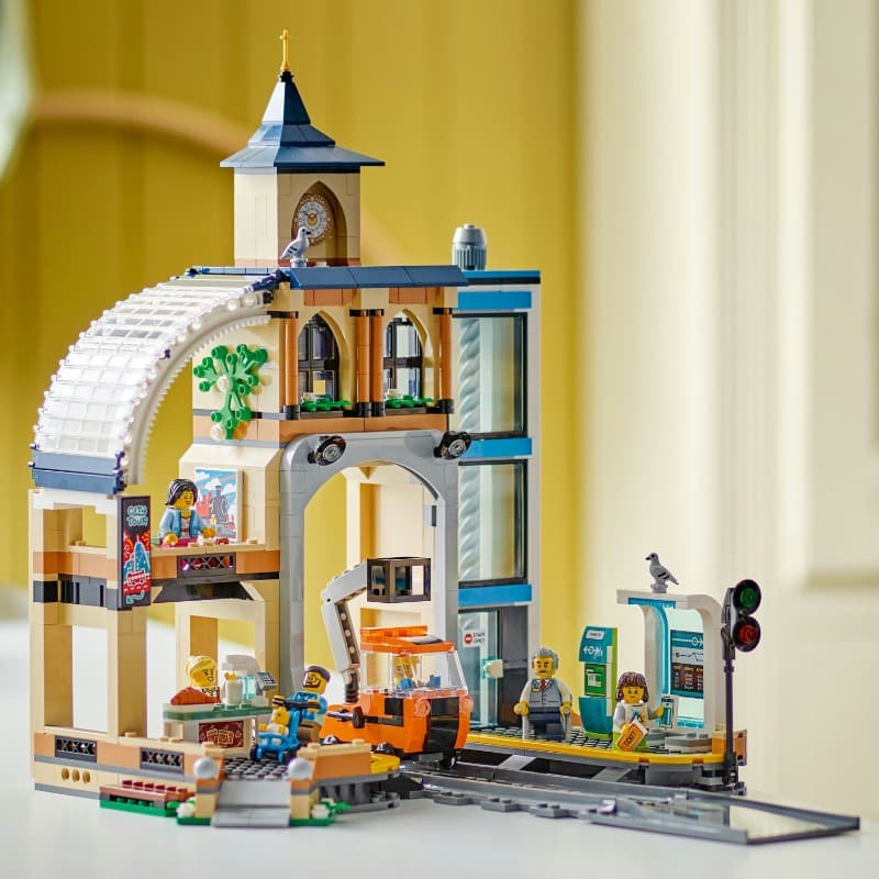 LEGO City – Central Train Station thumbnail 5