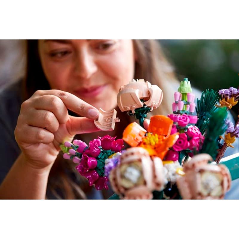 Lego Flower Bouquet 10280 thumbnail 4