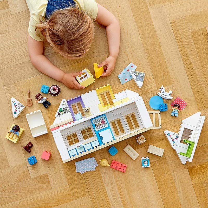 LEGO Town Modular Playhouse thumbnail 4