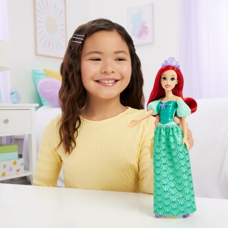 Disney Princess Ariel Fashion Doll thumbnail 5