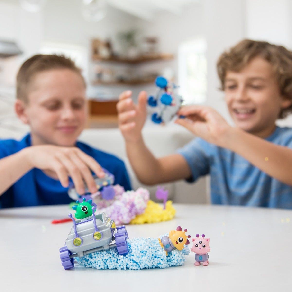 Playfoam Pals Space Squad Galaxy Pack with Blue Rover thumbnail 3