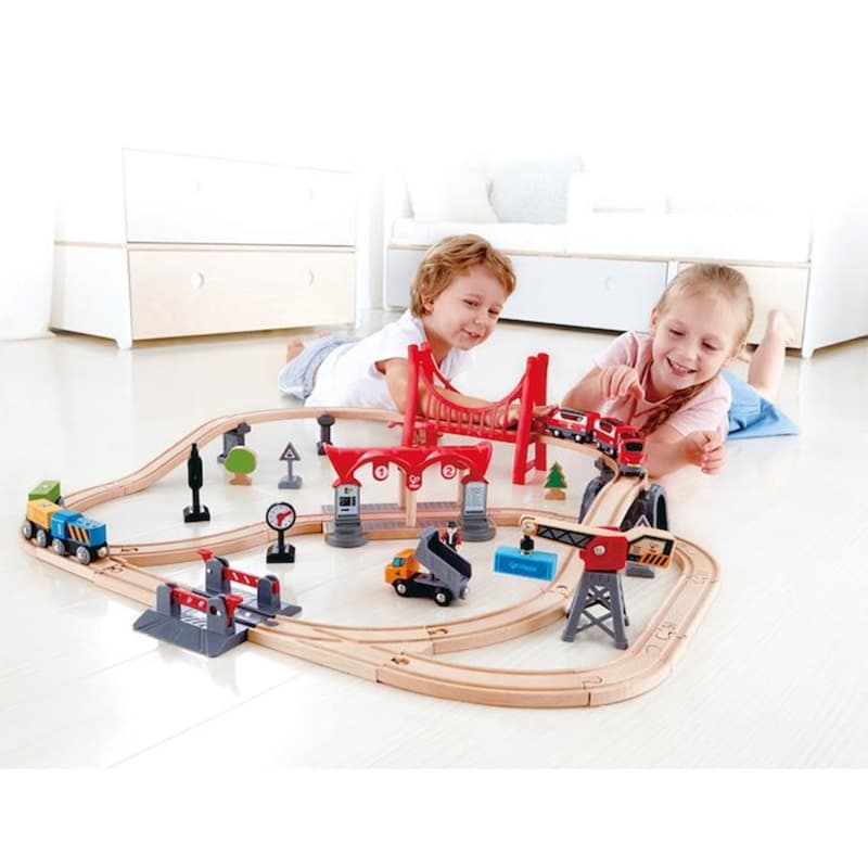 Hape - Busy City Rail Set thumbnail 3