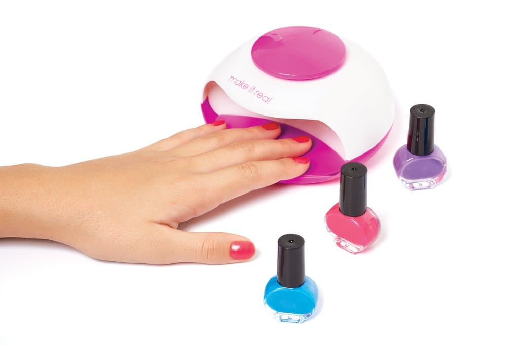 Make It Real Glitter Dream Nail Spa thumbnail 3
