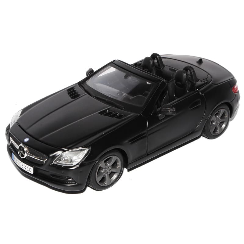 Maisto Matte Black Series Class - Mercedes Benz thumbnail 2