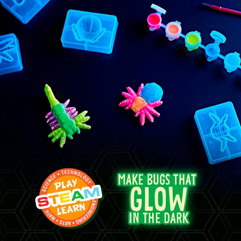 Crayola Critter Creator Glow in The Dark Clay Art Kit With Paint thumbnail 3