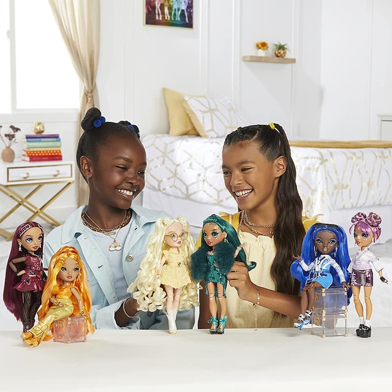 Rainbow High Fashion Doll Mila Berrymore Series 4 thumbnail 3