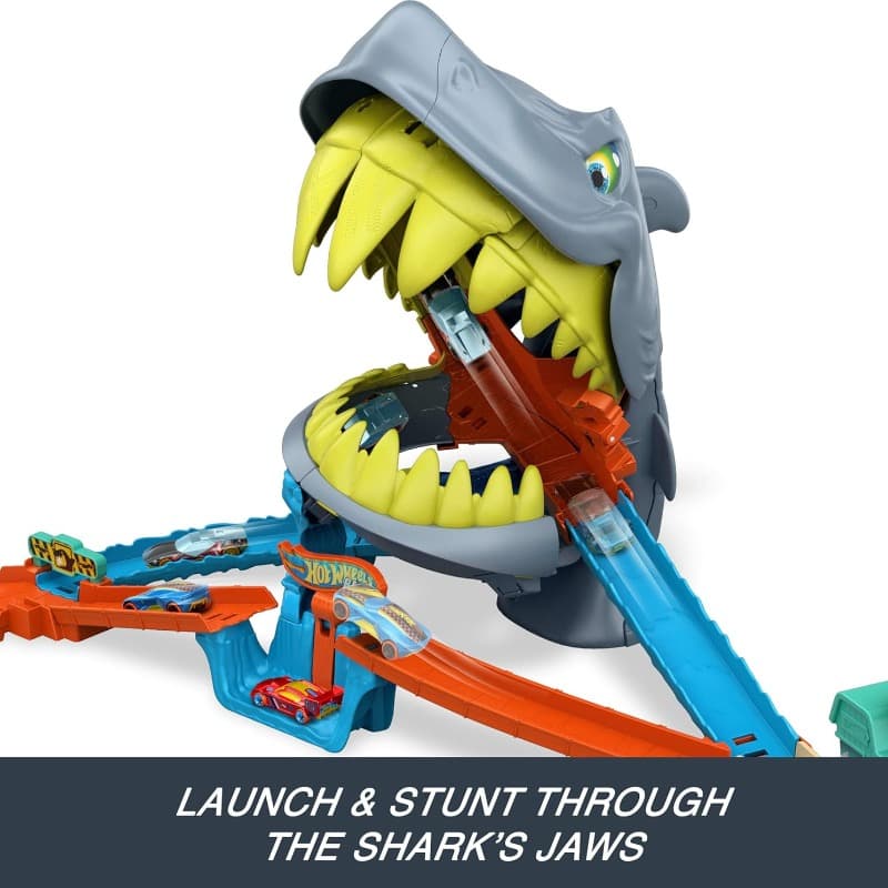 Hot Wheels Toy Car Track Set City Shark Chomp Beach Playset 1:64 Scale thumbnail 3