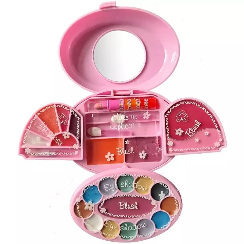 Sparkle And Gliter Beauty Makeup And Nails Set