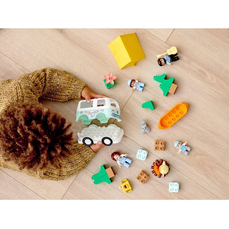 LEGO Duplo Town Family Camping Van Adventure thumbnail 3