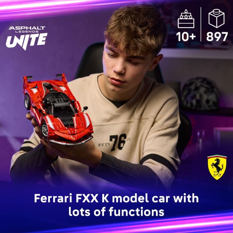 Lego Ferrari FXX K Block Set 42212 thumbnail 2